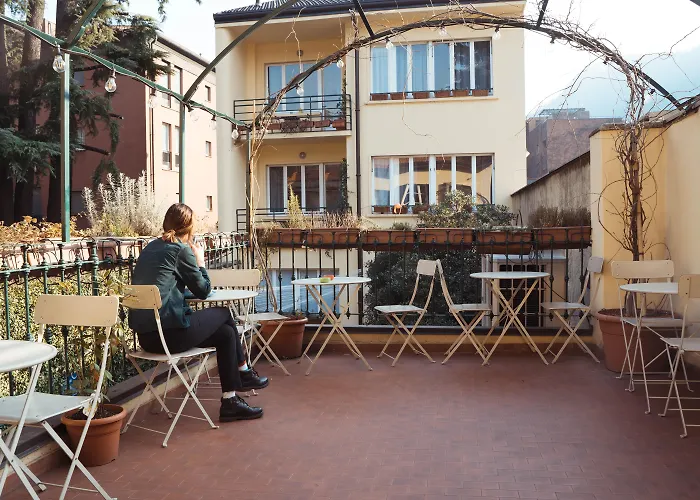 Ostello Bello Lake Como Хостел Комо